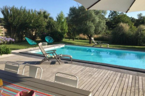 Villa 145 m near ocean with pool and garden